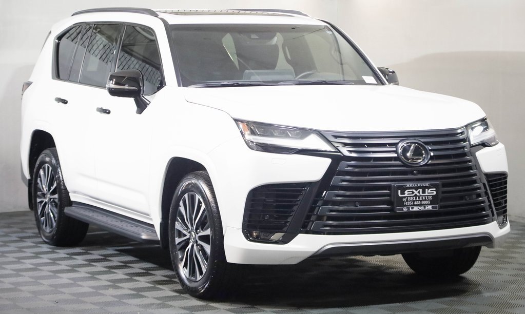 Certified 2022 Lexus LX 600 4WD w/ Premium Package