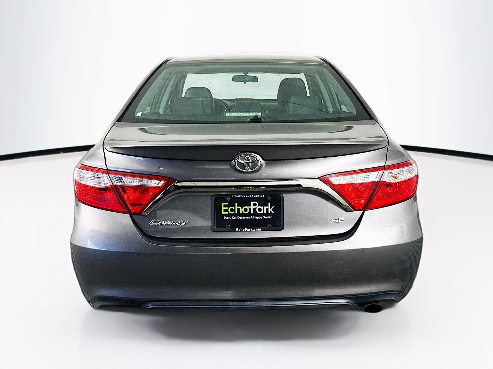 Used 2016 Toyota Camry SE image 7