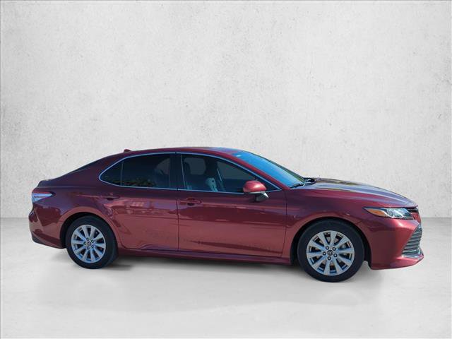 Used 2020 Toyota Camry LE FWD image 4