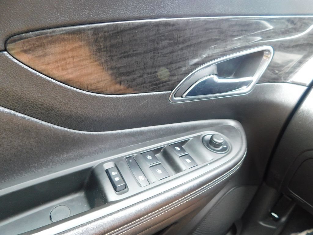 Used 2015 Buick Encore Convenience FWD image 25