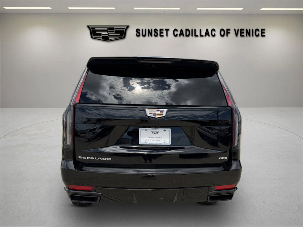 Certified 2024 Cadillac Escalade Sport Platinum w/ LPO, ONYX Package AWD/4WD image 4