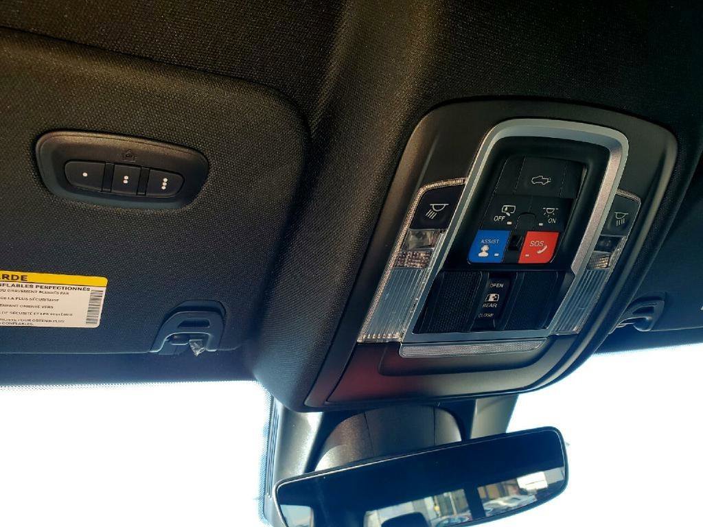 Used 2022 RAM 1500 Limited w/ Body-Colour Bumper Group image 15