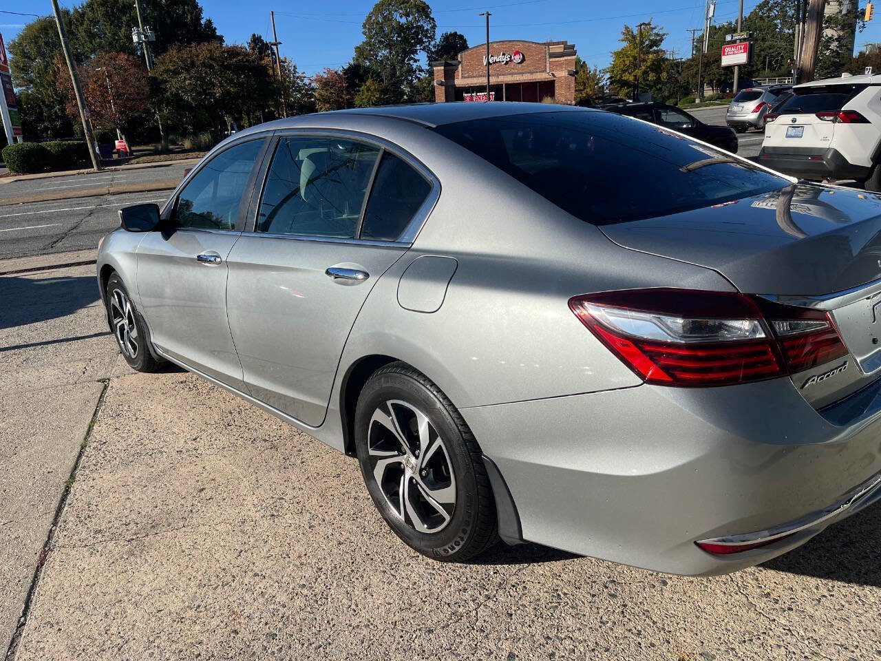 Used 2016 Honda Accord LX image 4