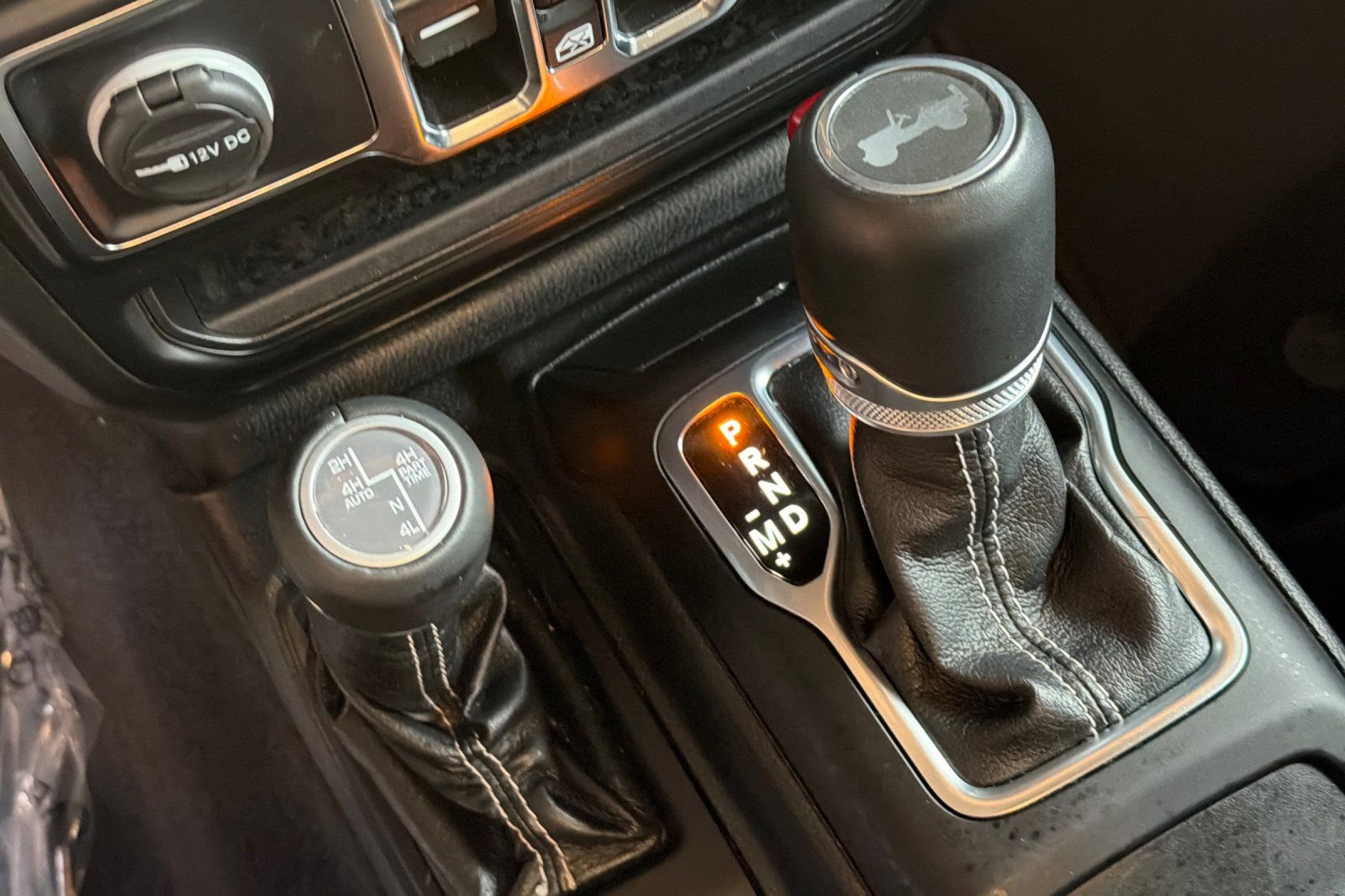 Used 2022 Jeep Wrangler Unlimited Sahara image 22