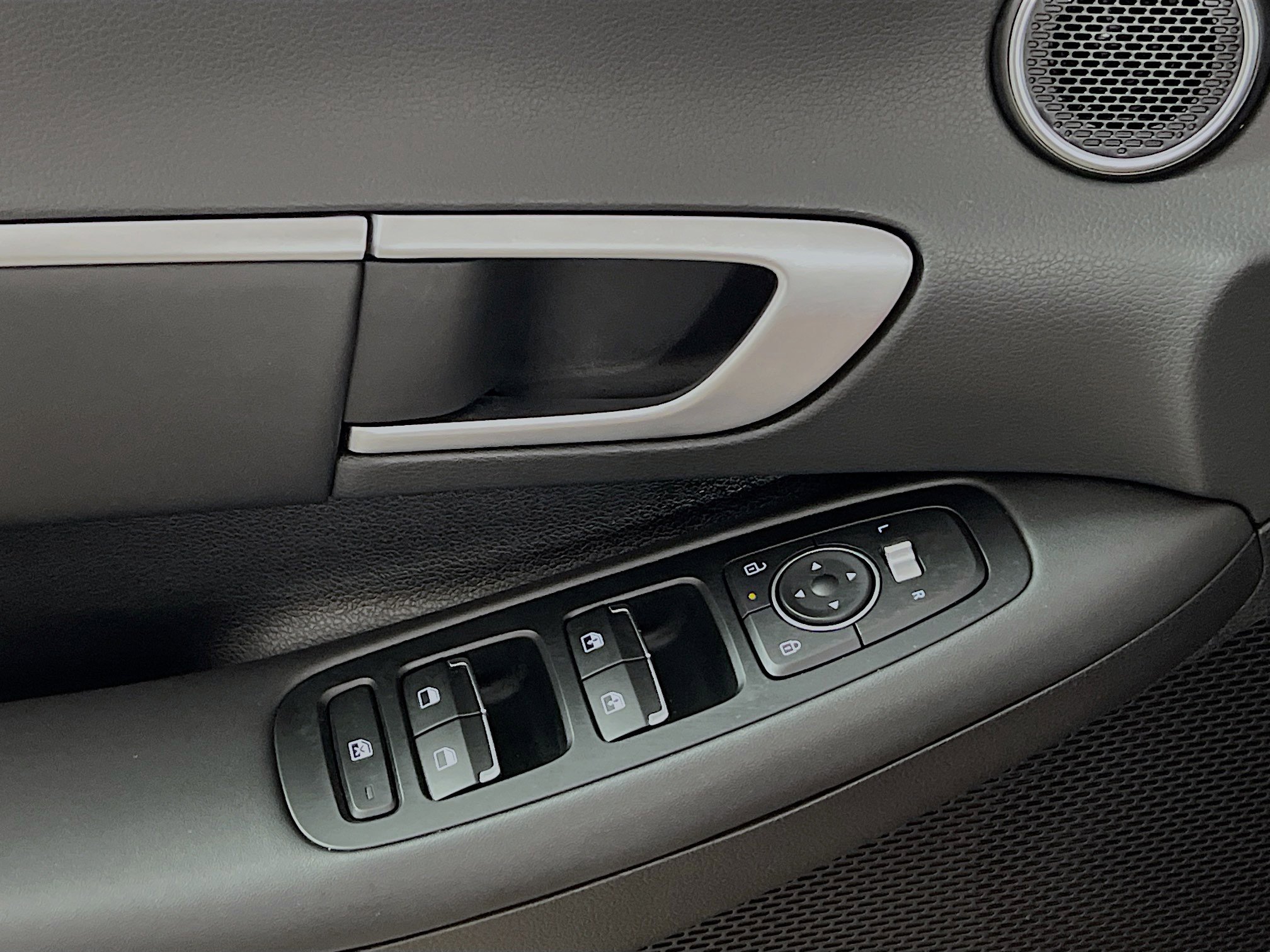 Used 2024 Hyundai Sonata SEL image 17