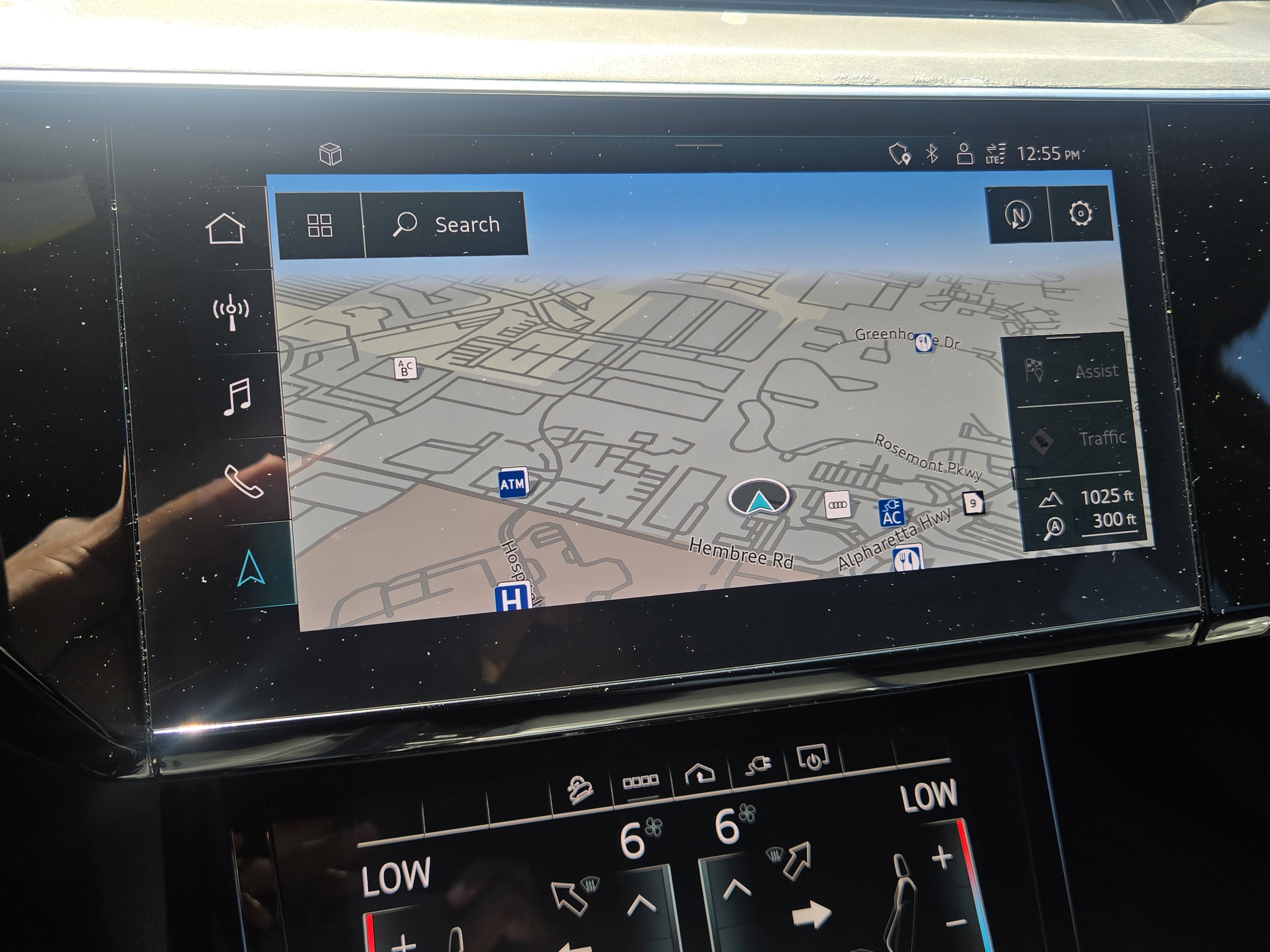 Certified 2024 Audi Q8 e-tron Premium Plus w/ Premium Plus Package AWD/4WD image 20