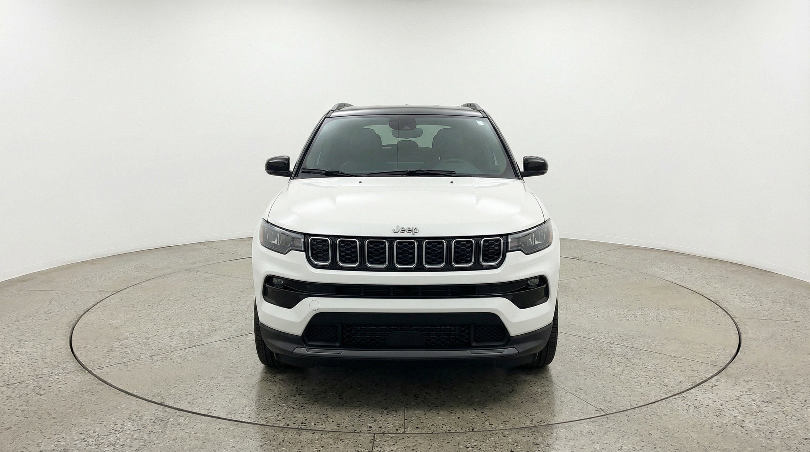 Used 2025 Jeep Compass Limited AWD/4WD image 2