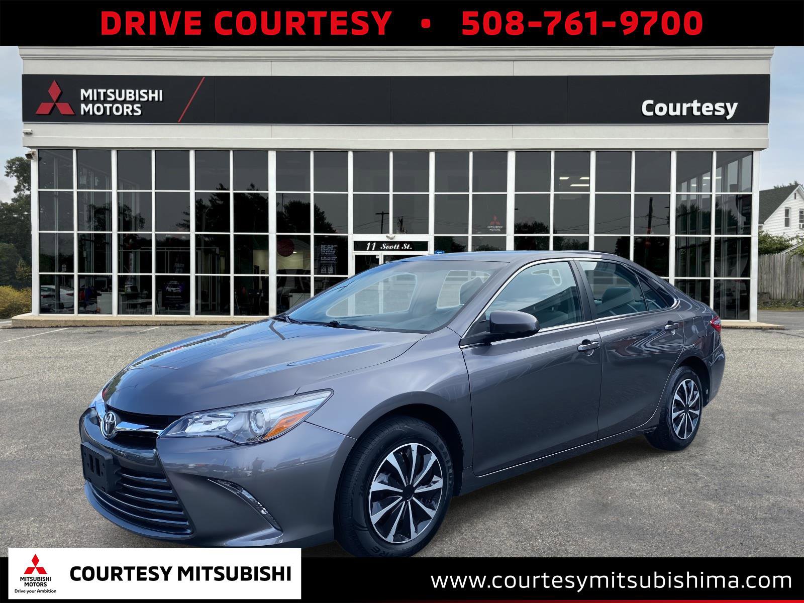 Used 2017 Toyota Camry SE