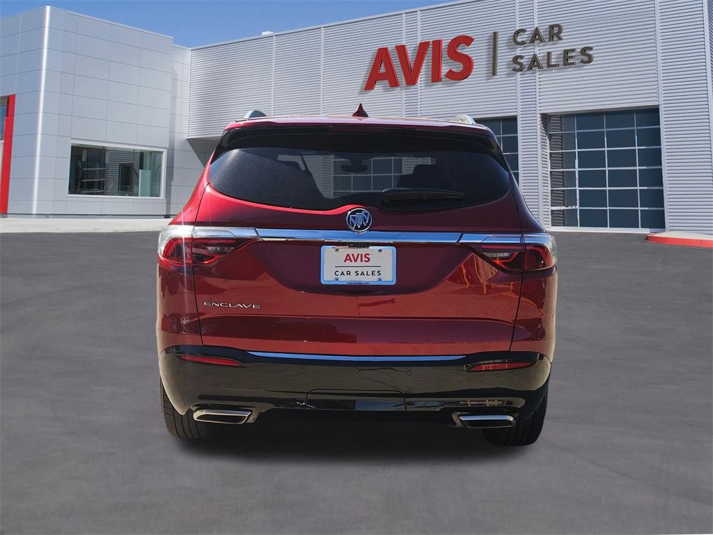 Used 2024 Buick Enclave Premium image 5