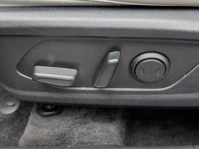Used 2023 Hyundai Tucson SEL w/ Cargo Package AWD/4WD image 29