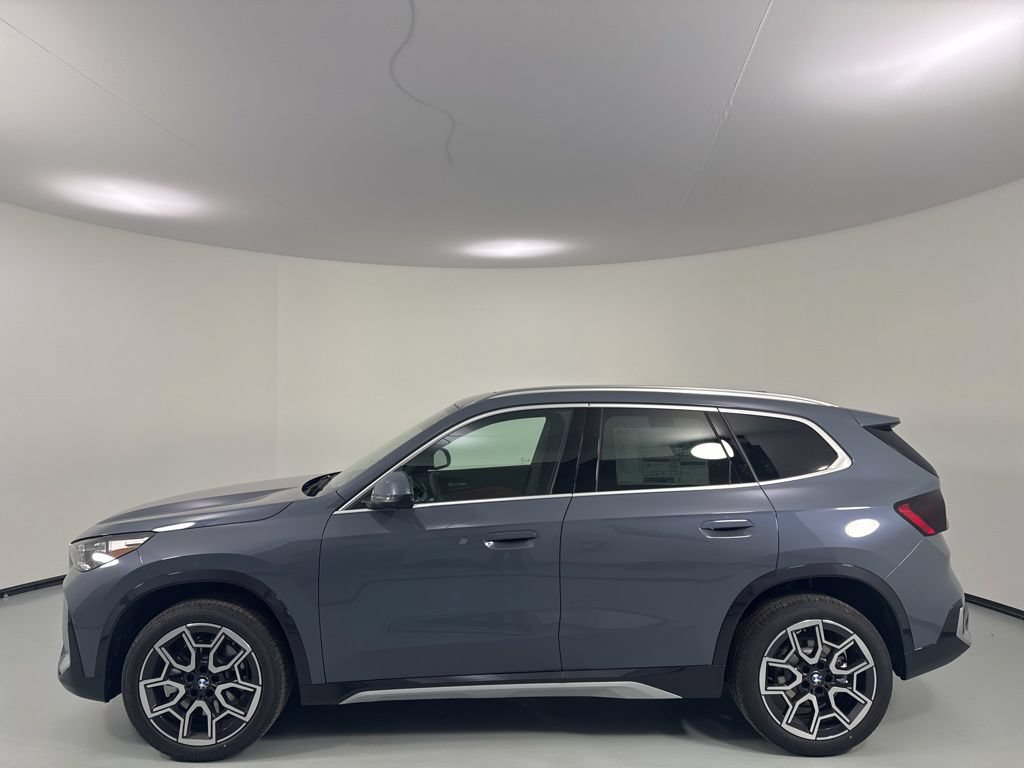 New 2026 BMW X1 xDrive28i w/ Technology Package AWD/4WD image 4