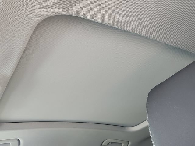 Used 2022 Audi e-tron Premium Plus AWD/4WD image 19