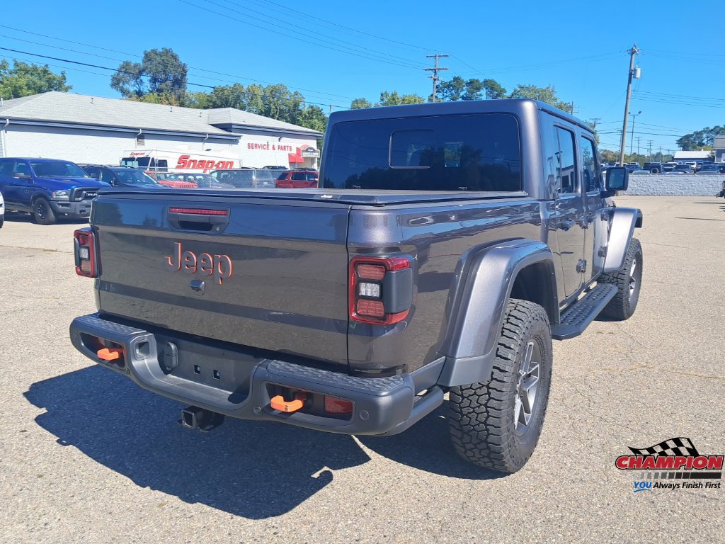 Used 2025 Jeep Gladiator Mojave AWD/4WD image 6