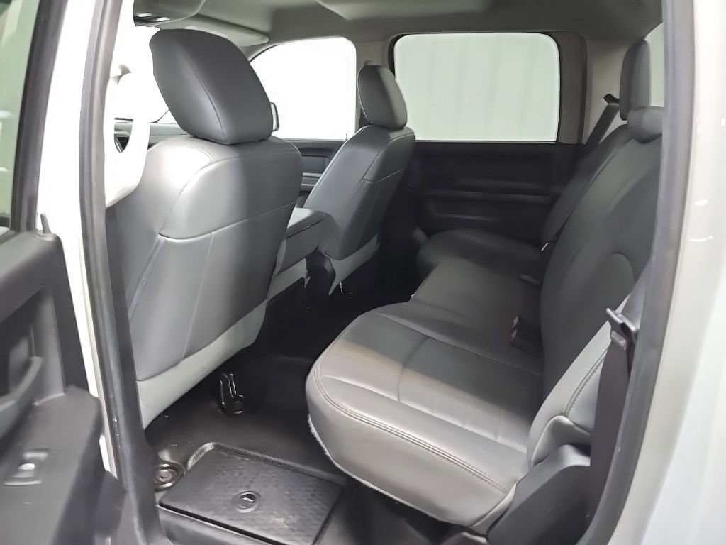 Used 2016 RAM 1500 Tradesman w/ Chrome Appearance Group AWD/4WD image 29