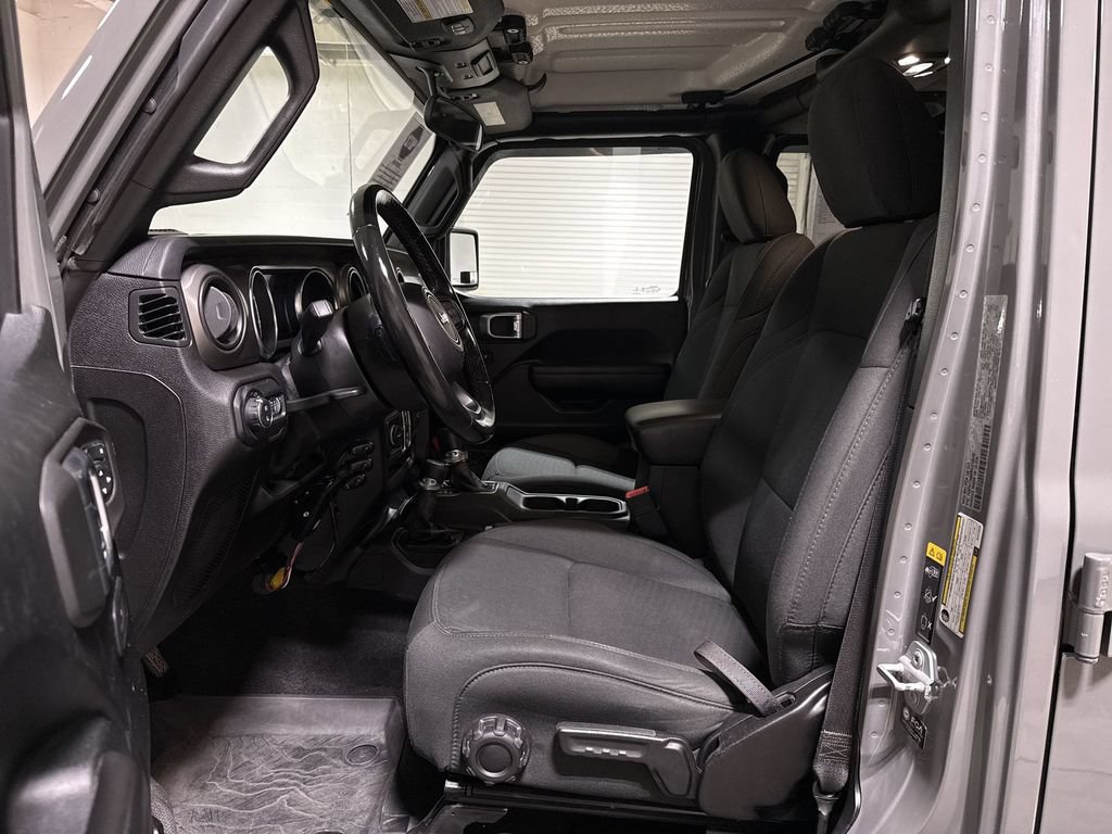 Used 2021 Jeep Gladiator Sport AWD/4WD image 19