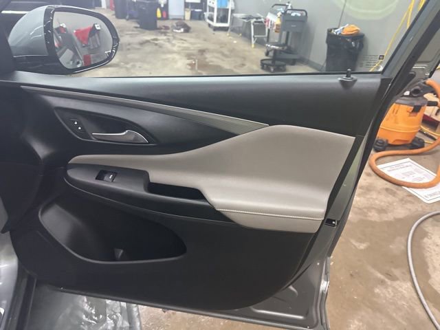 Used 2024 Buick Envista Avenir image 21