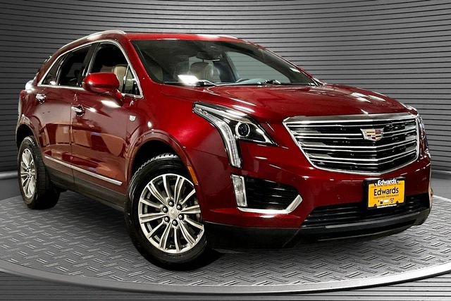 Used 2018 Cadillac XT5 Luxury w/ Driver Awareness Package AWD/4WD image 3