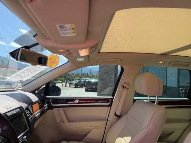 Used 2014 Volkswagen Touareg VR6 AWD/4WD image 31