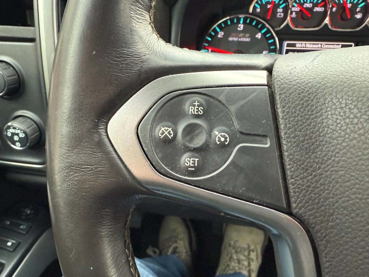 Used 2018 Chevrolet Silverado 1500 LT w/ All Star Edition image 23