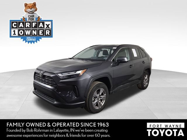 Used 2025 Toyota RAV4 XLE image 1