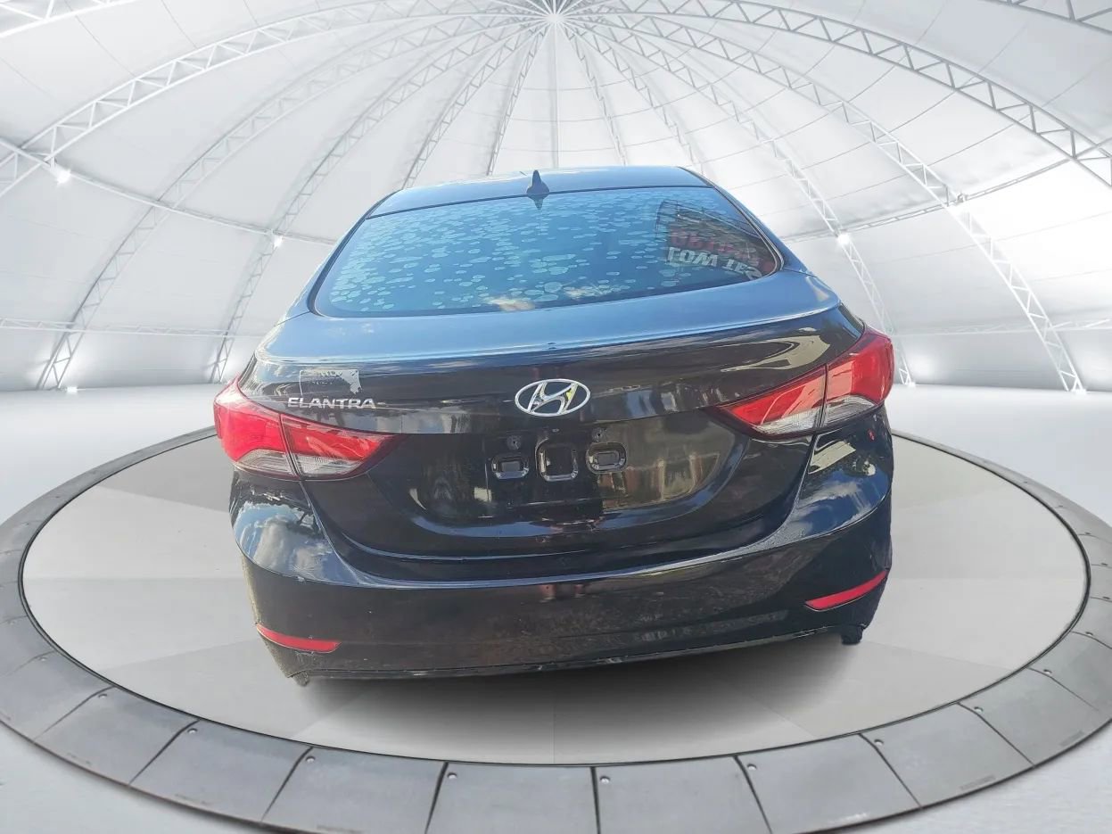 Used 2014 Hyundai Elantra SE w/ Option Group 02 image 4