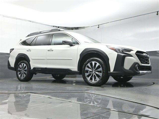 Used 2025 Subaru Outback Touring XT w/ Tech Package 3 image 41