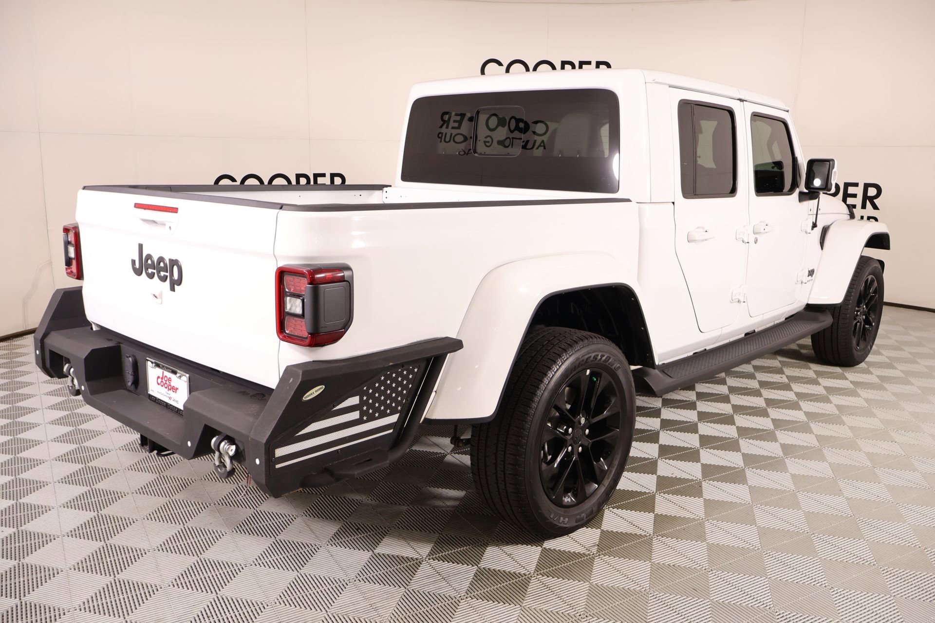 Used 2023 Jeep Gladiator Overland image 21