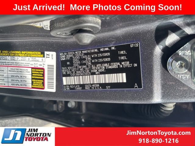 Used 2022 Toyota Highlander Platinum image 15