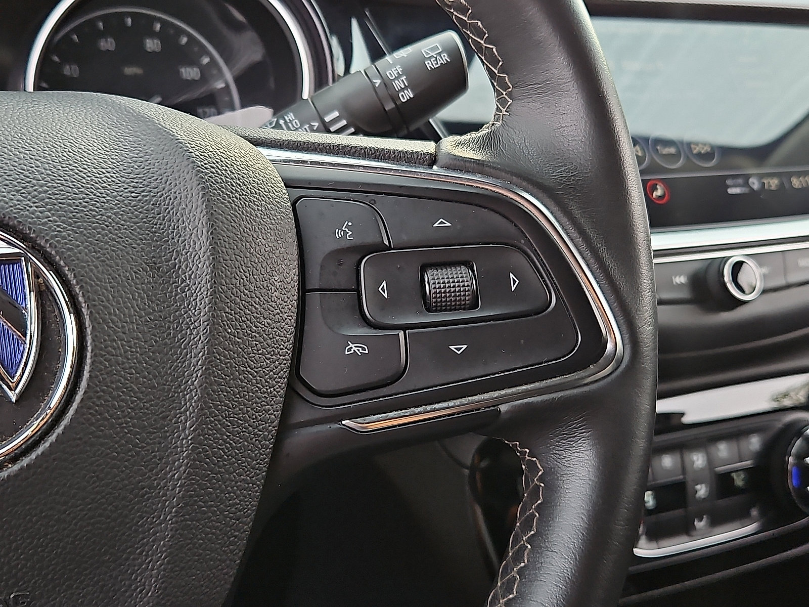 Certified 2023 Buick Encore GX Select w/ Sport Touring Package image 21