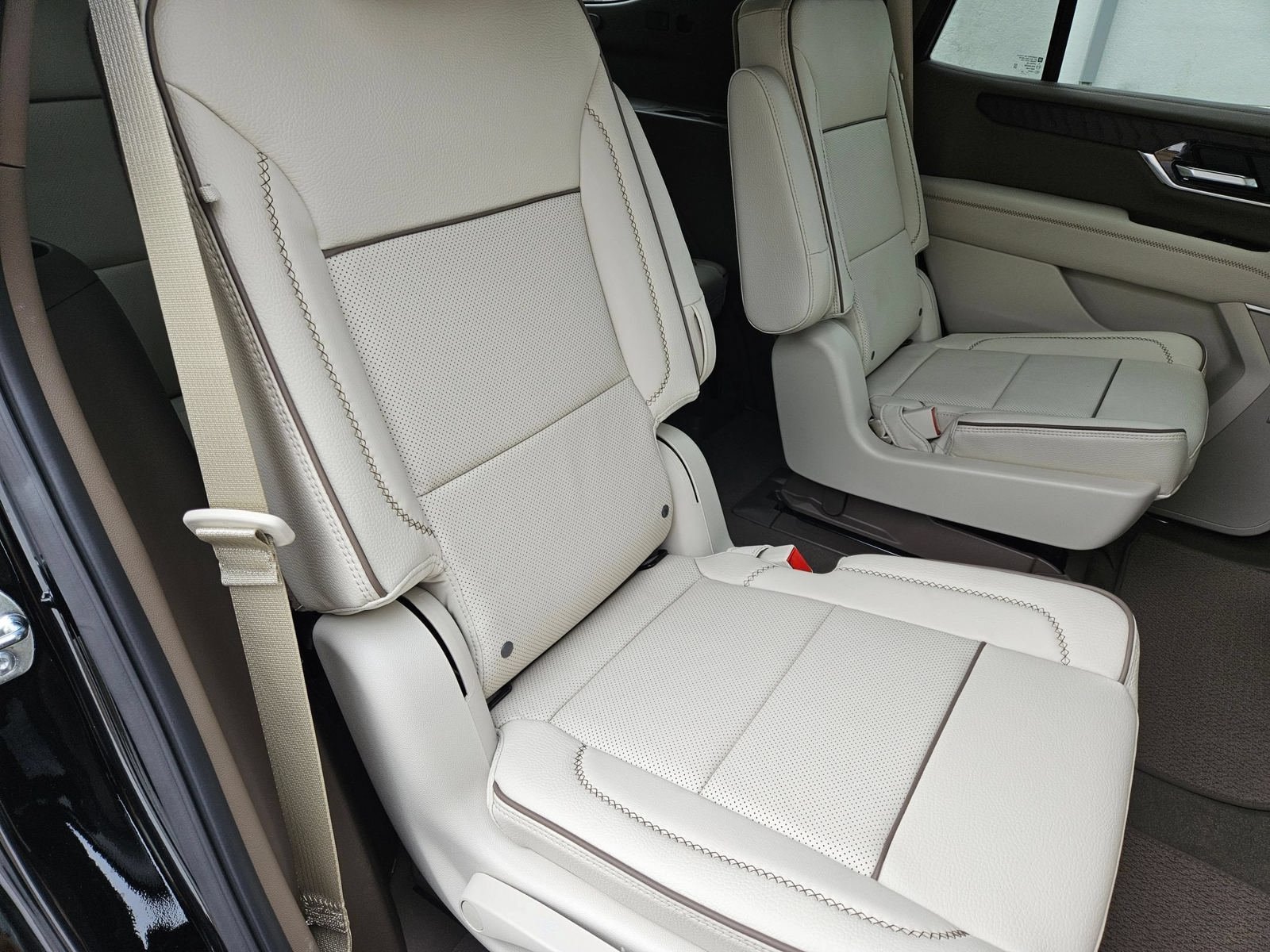 New 2026 GMC Yukon Denali AWD/4WD image 29