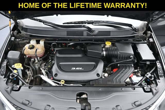 Used 2018 Chrysler Pacifica Touring-L Plus FWD image 56