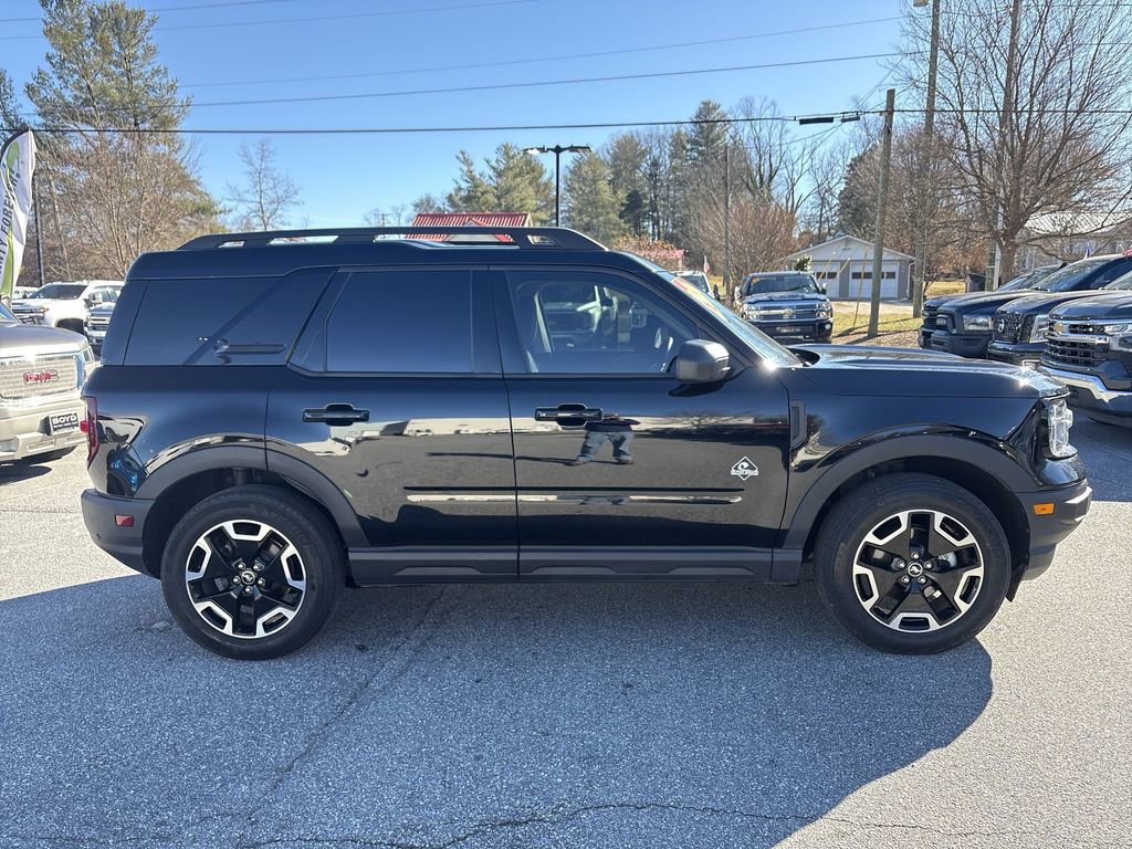 Used 2023 Ford Bronco Sport Outer Banks w/ Tech Package AWD/4WD image 10