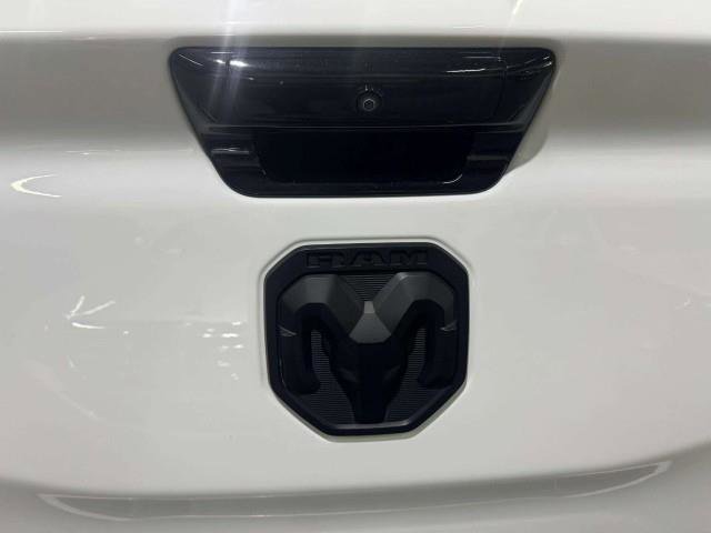 Used 2023 RAM 1500 Laramie AWD/4WD image 12