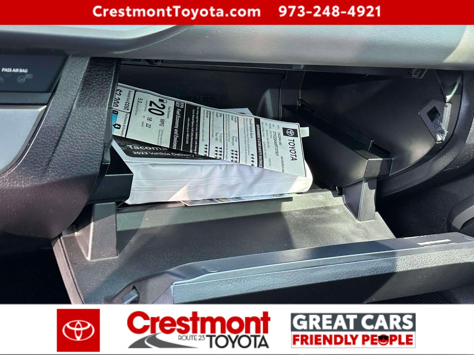 Certified 2023 Toyota Tacoma SR5 AWD/4WD image 28