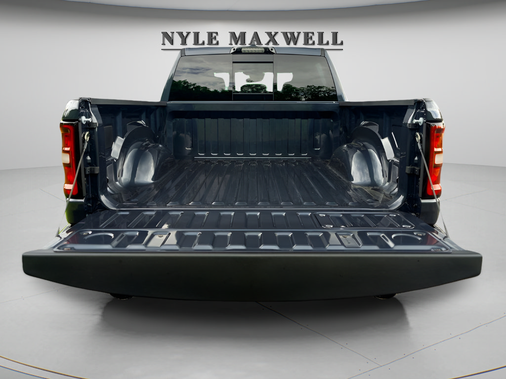 New 2026 RAM 1500 Laramie w/ Night Edition AWD/4WD image 28
