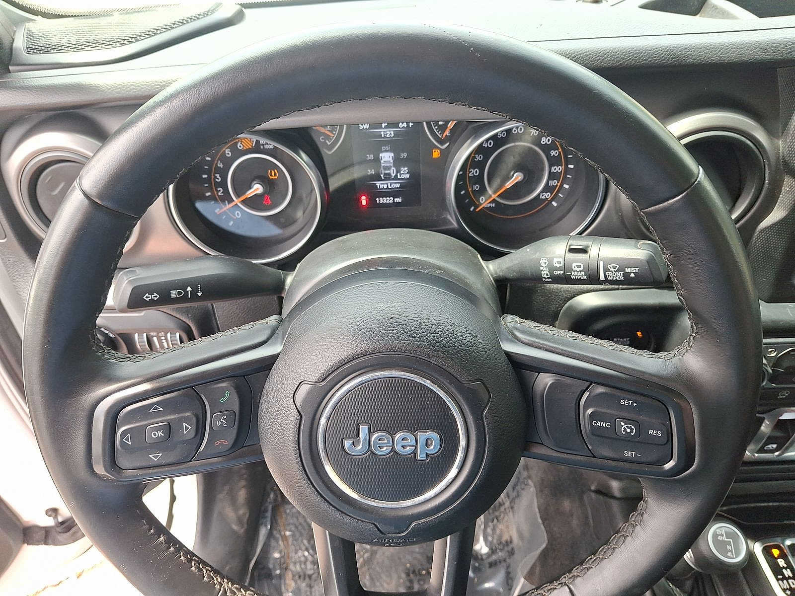 Used 2022 Jeep Wrangler Sport AWD/4WD image 15