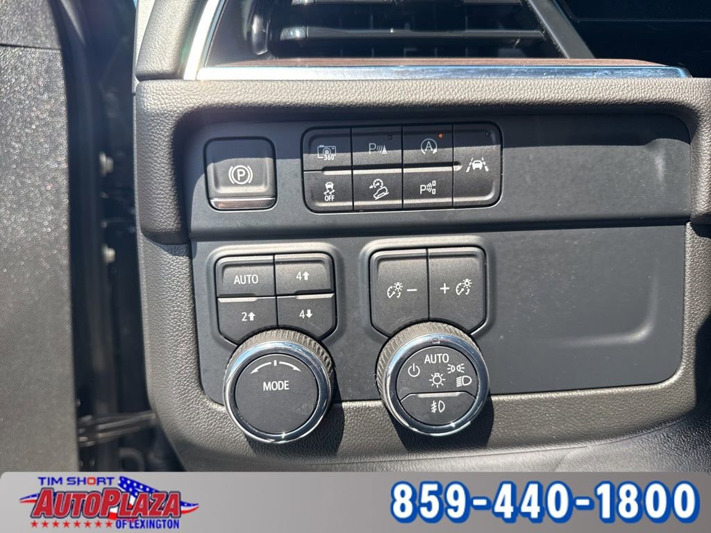 Used 2025 Chevrolet Tahoe Z71 AWD/4WD image 17