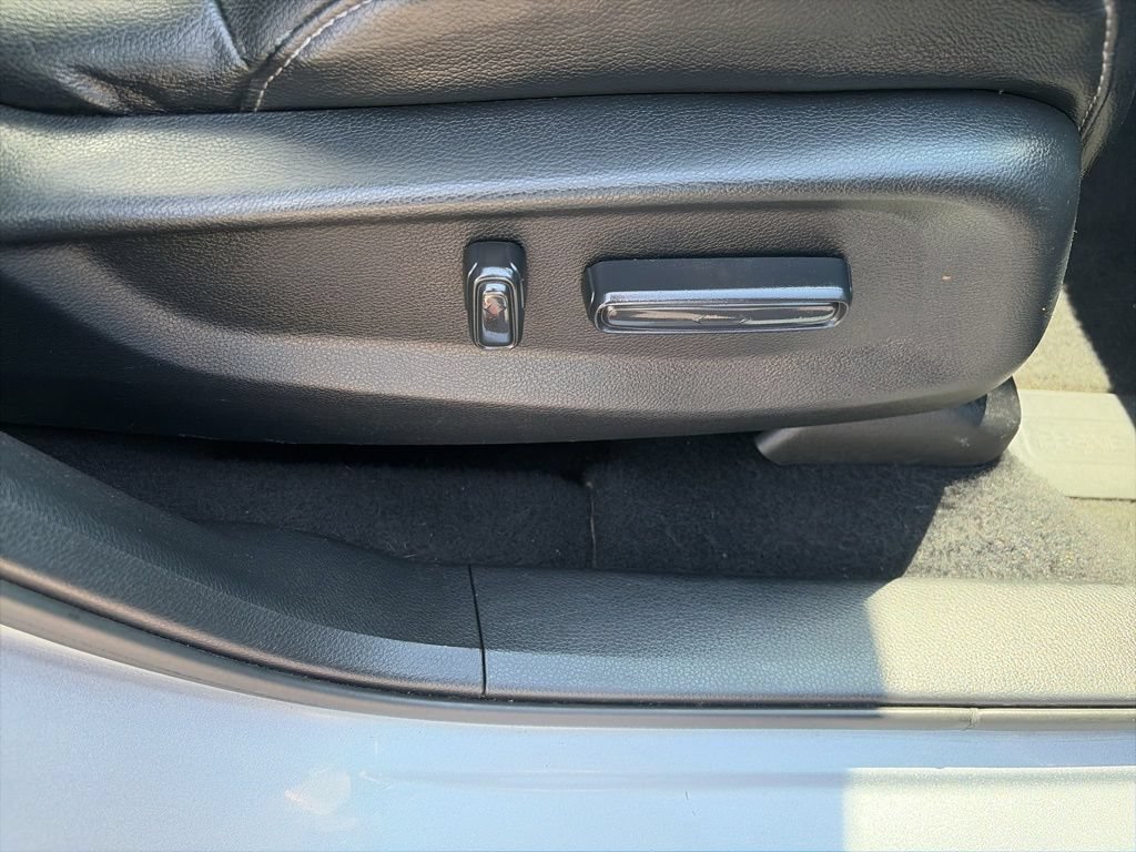 Used 2017 Honda CR-V EX-L image 15