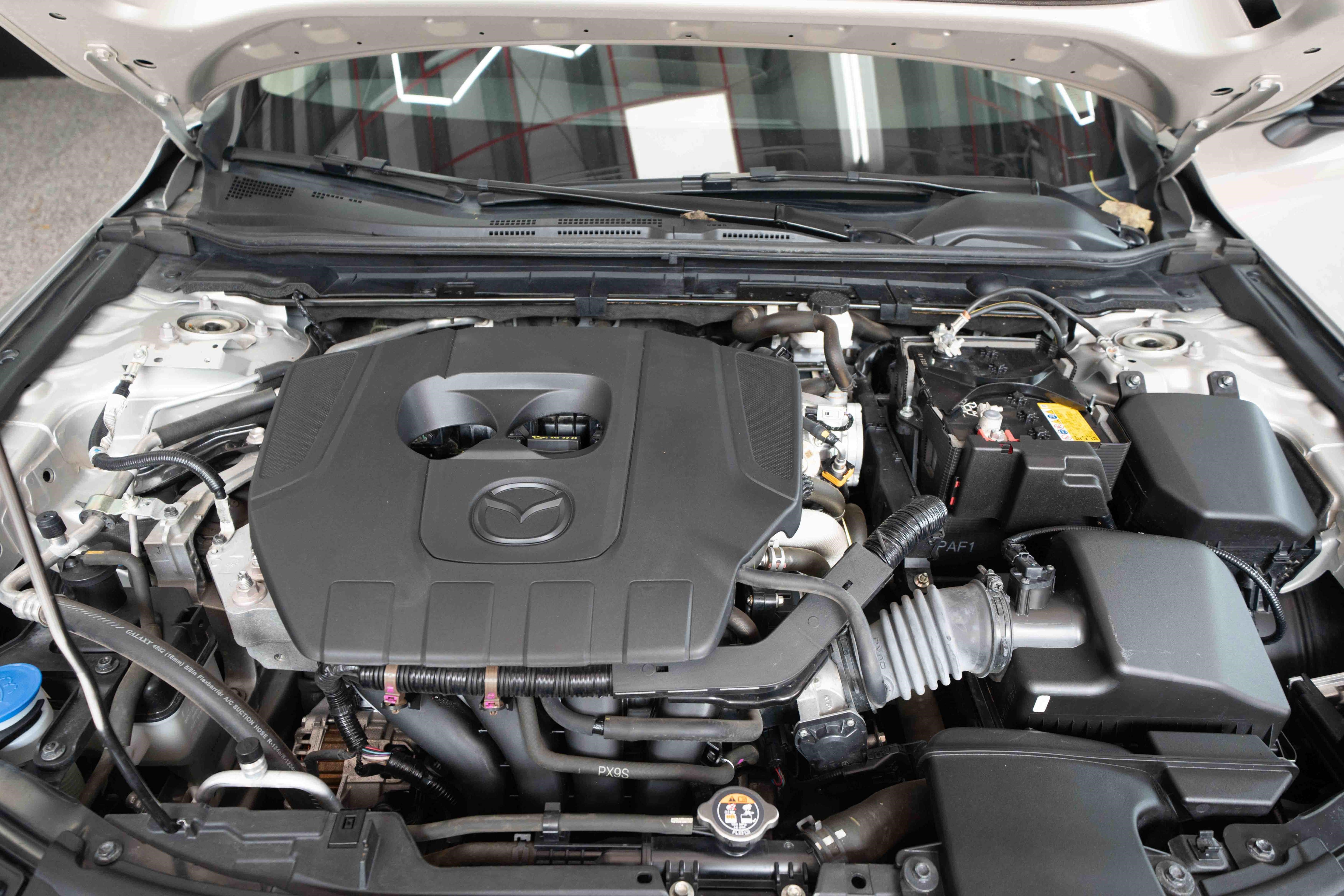 Used 2025 MAZDA MAZDA3 s FWD image 30