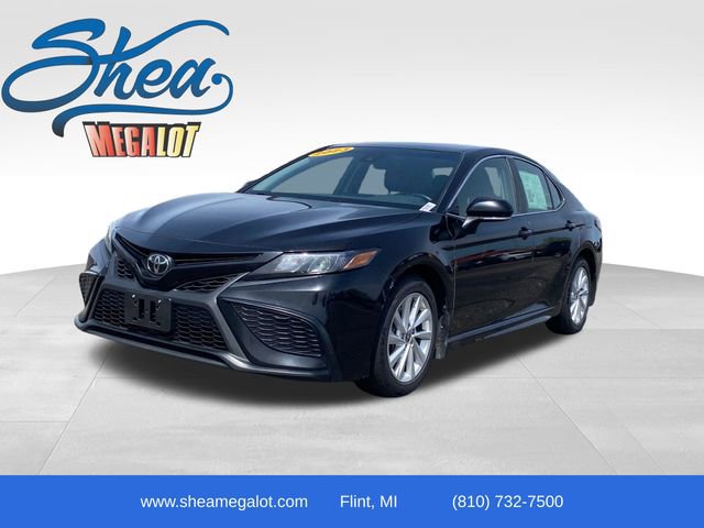 Used 2023 Toyota Camry SE FWD image 1