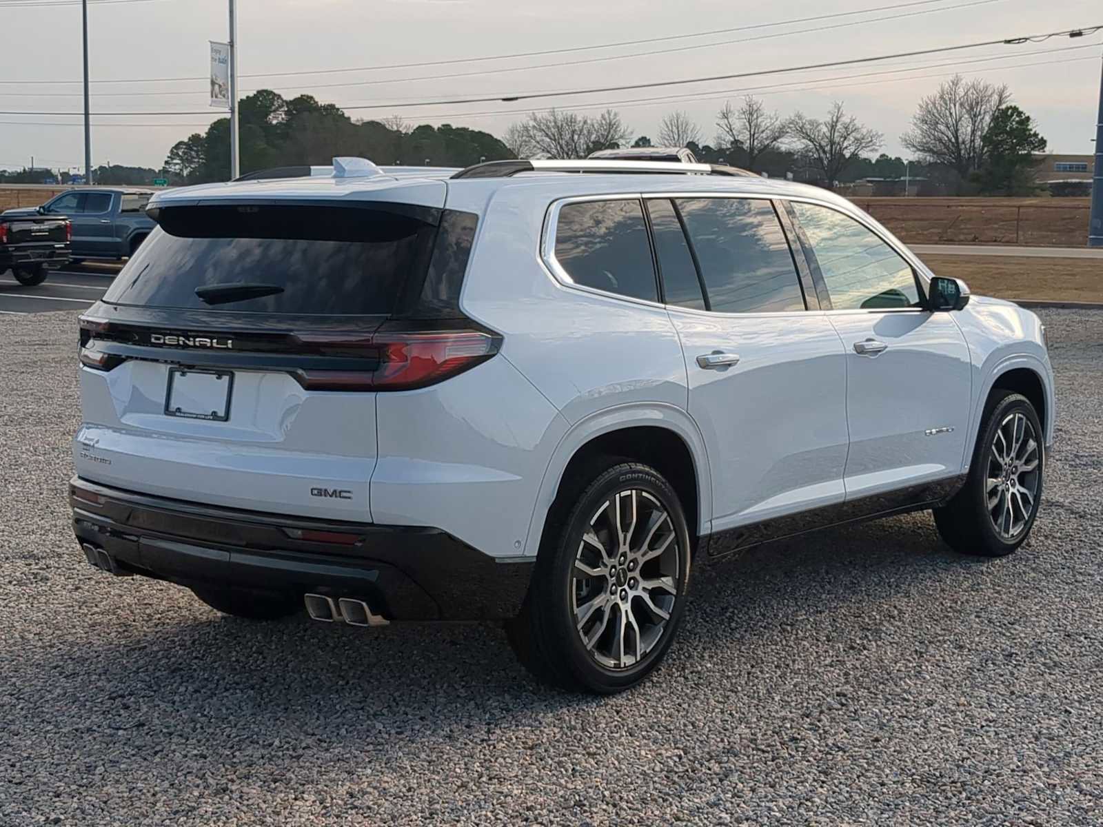 New 2026 GMC Acadia Denali Ultimate w/ LPO, Floor Liner Package image 8