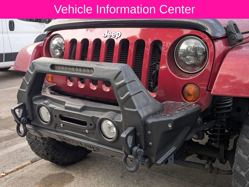 Used 2012 Jeep Wrangler Sahara w/ Connectivity Group AWD/4WD image 10