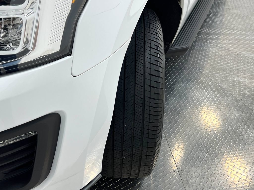 Used 2019 Ford Expedition Max XLT AWD/4WD image 38