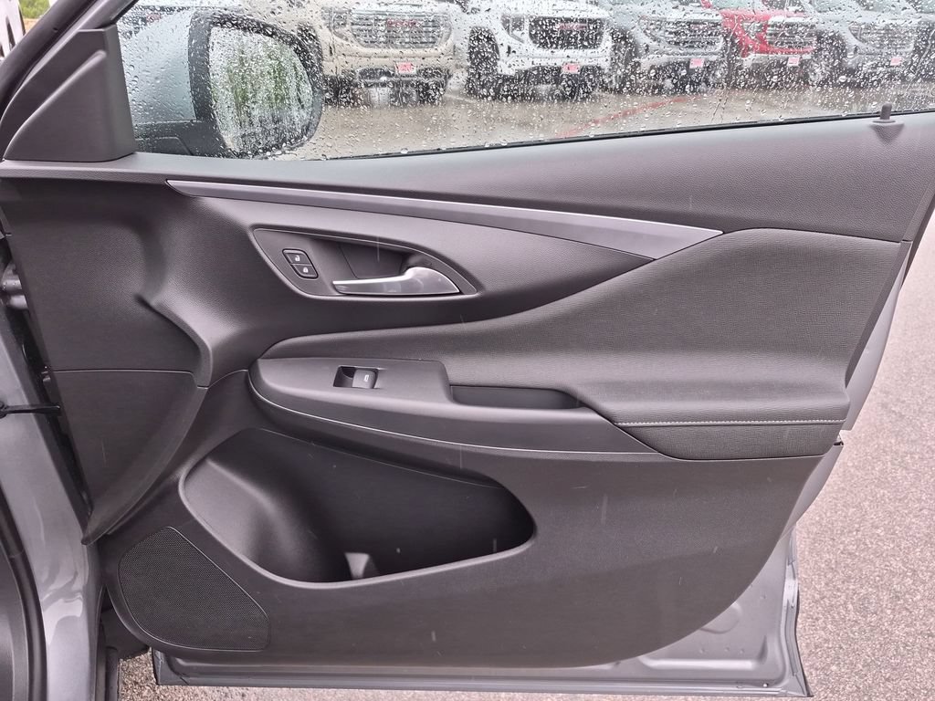 New 2026 Buick Envista Sport Touring w/ Convenience I Package FWD image 38
