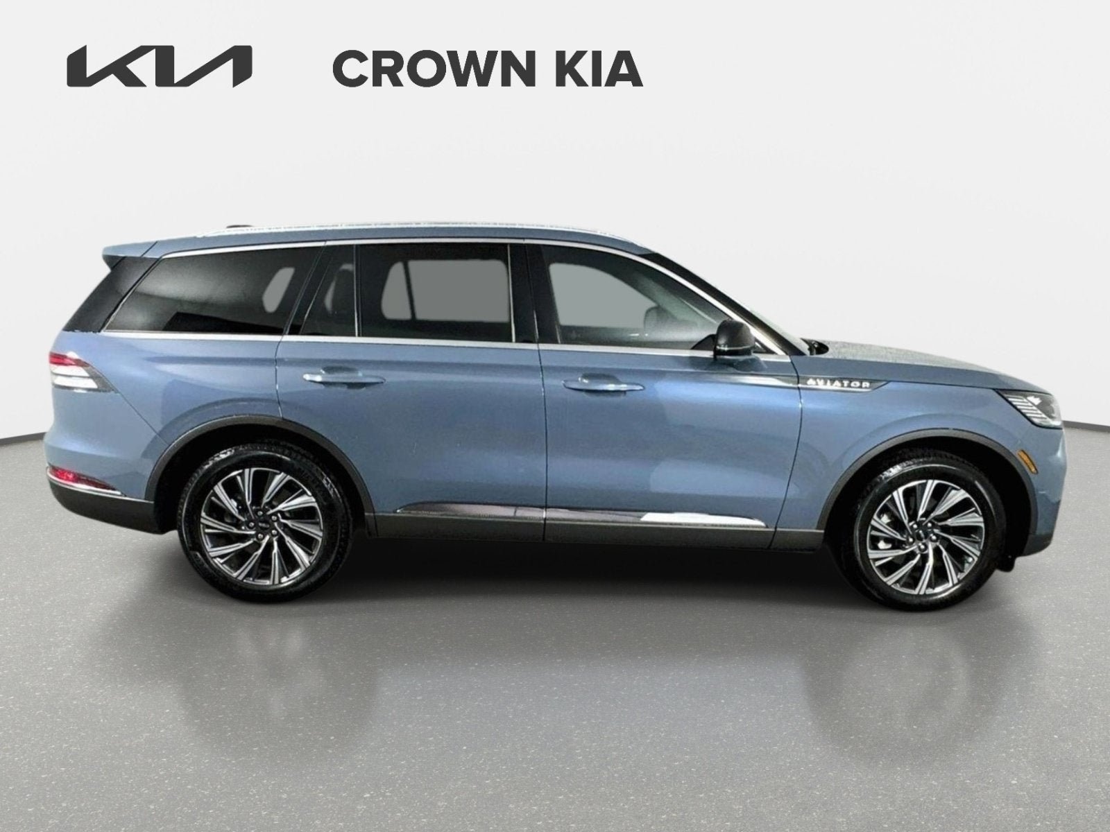 Used 2025 Lincoln Aviator AWD w/ Equipment Group 101A image 5