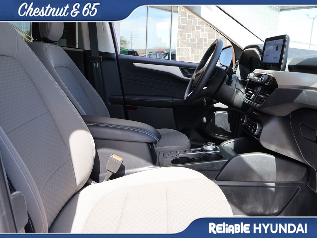 Used 2022 Ford Escape SE w/ Convenience Package image 10