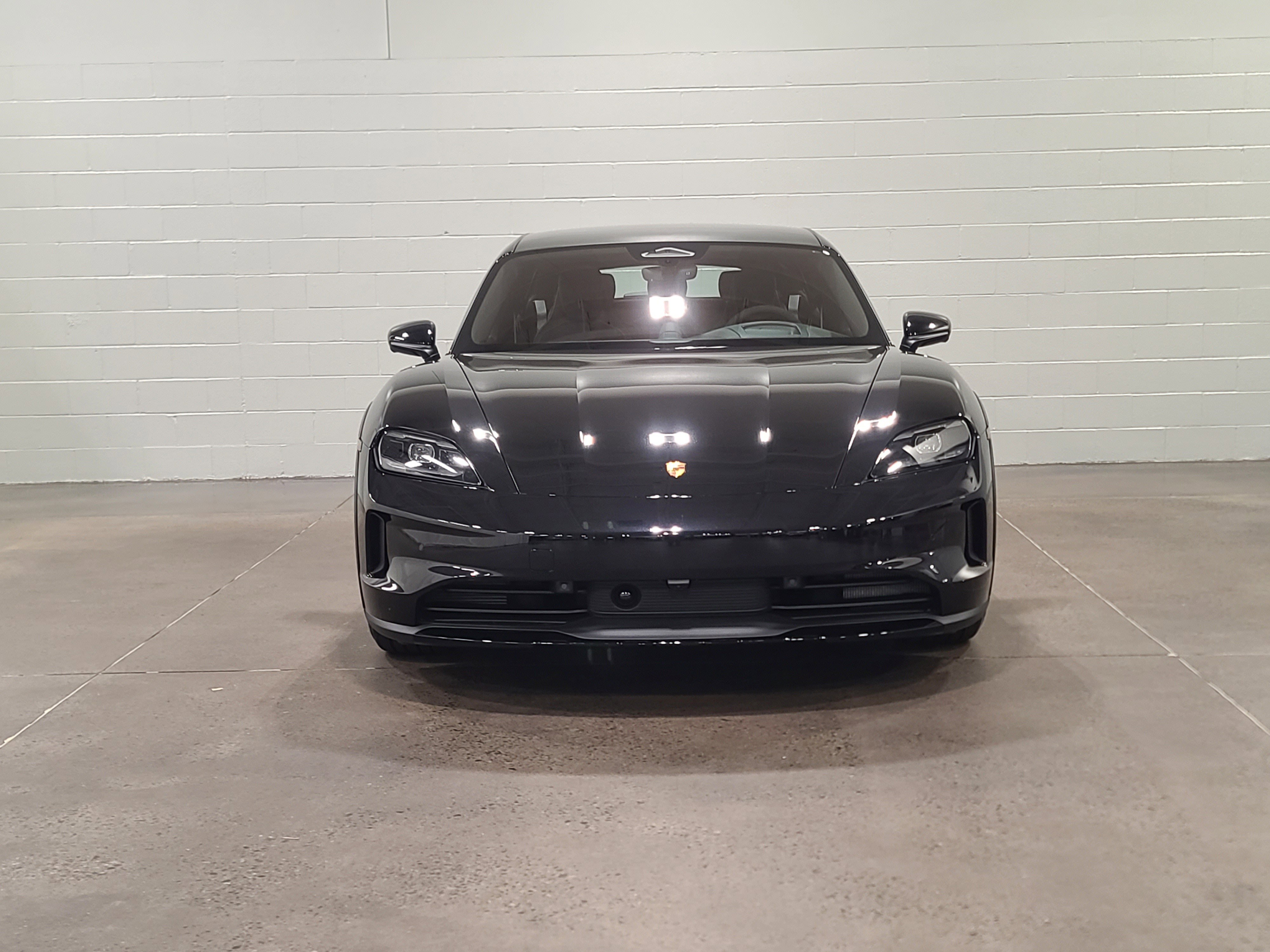 New 2026 Porsche Taycan 4S image 10
