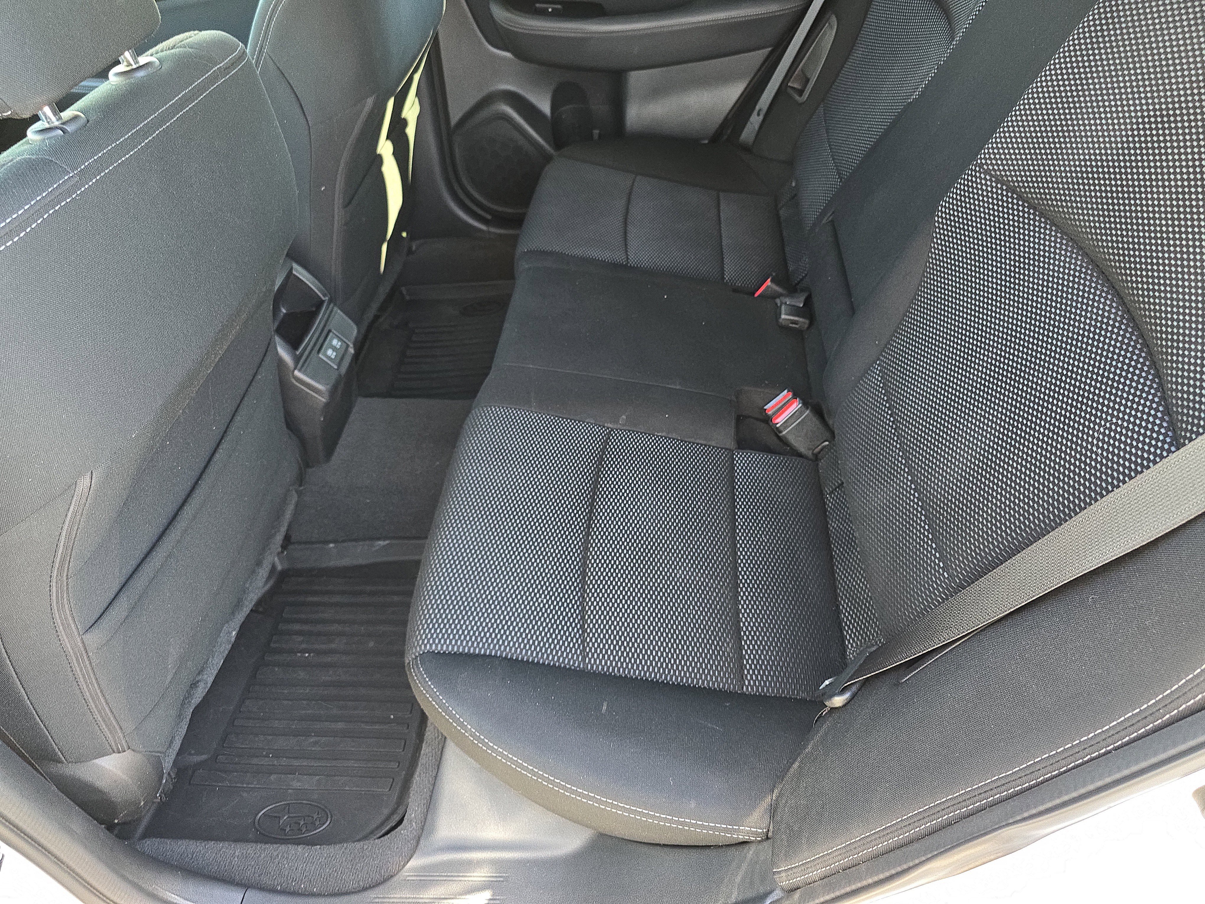 Used 2019 Subaru Outback 2.5i Premium image 15