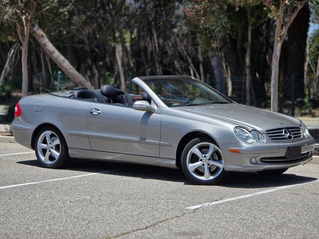 Used 2005 Mercedes-Benz CLK 320 Cabriolet image 3