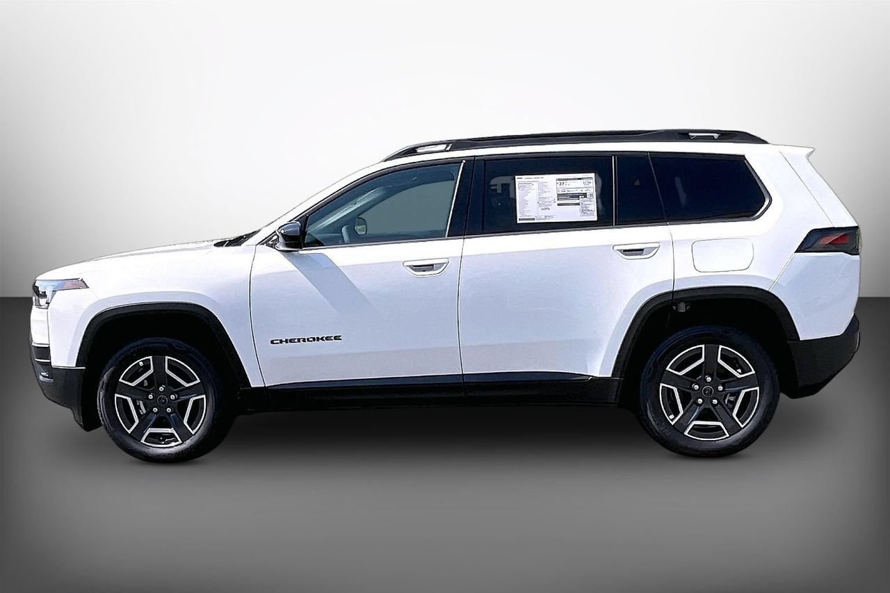 New 2026 Jeep Cherokee Laredo AWD/4WD image 5
